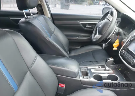 2018 Nissan Altima 2.5 Sr из США, поврежденный, VIN 1N4AL3APXJC142208